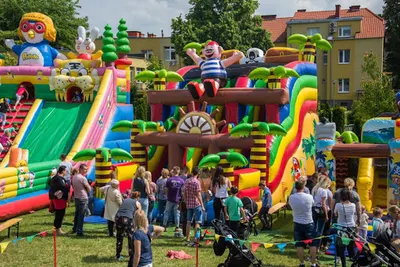Kraina Zabaw - Wynajem Dmuchańców i Atrakcji na Eventy